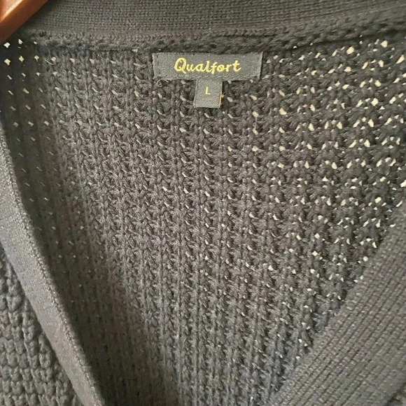 100% cotton Cardigan Black Knit Button Down Sweater - Picture 3 of 6